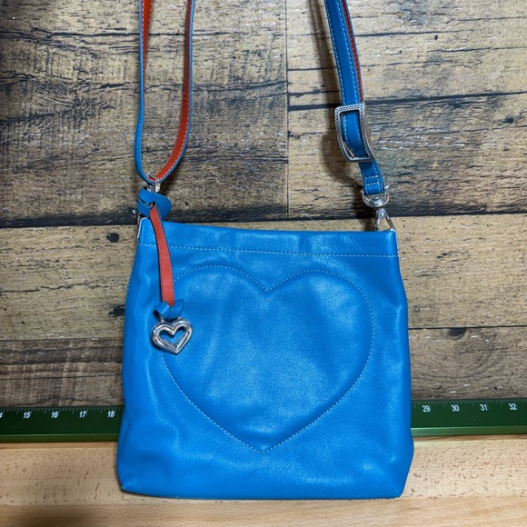 NEW vintage Brighton Blue Crossbody Bag with Heart Accent - Picture 1 of 16